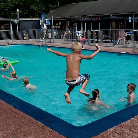 Familiecamping De Vossenburcht IJhorst Exteriör bild