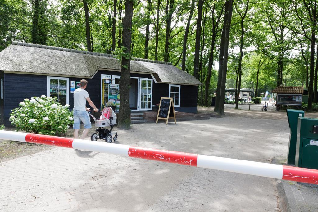 Familiecamping De Vossenburcht IJhorst Exteriör bild